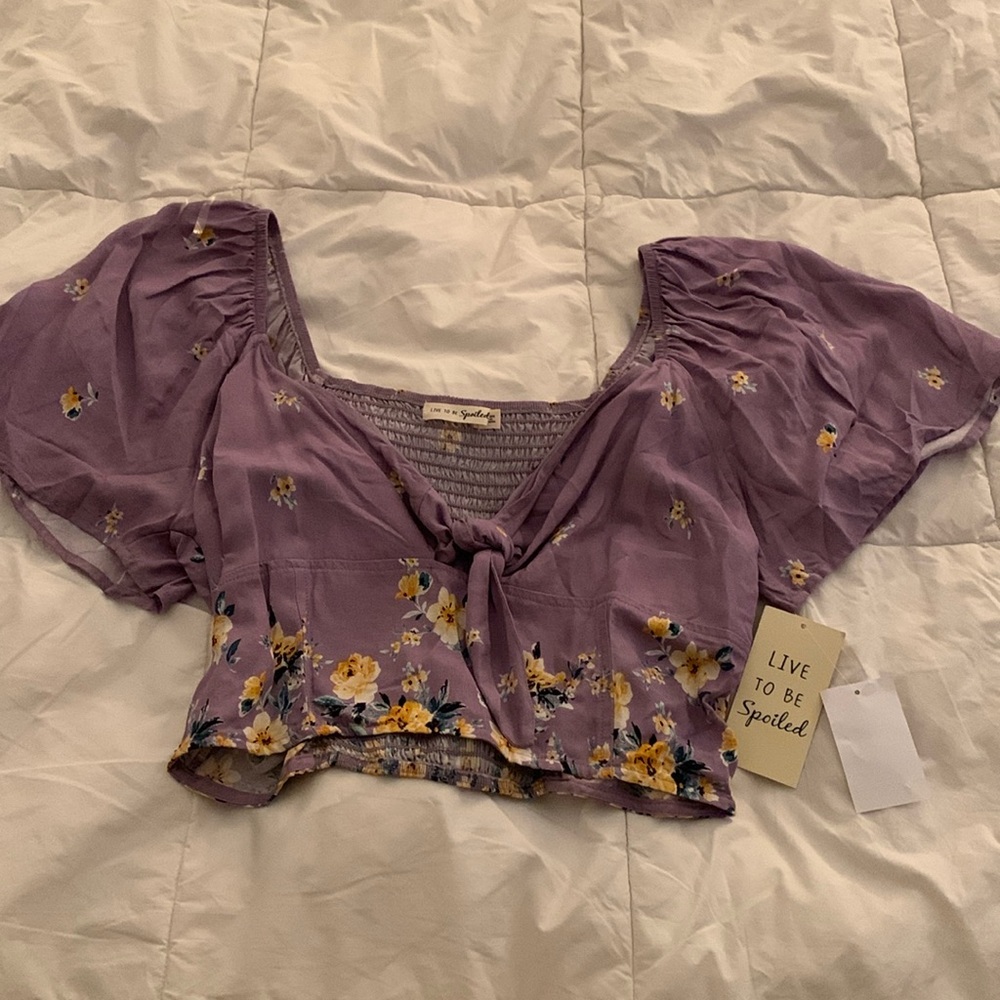 Cropped tie-front floral short sleeve top